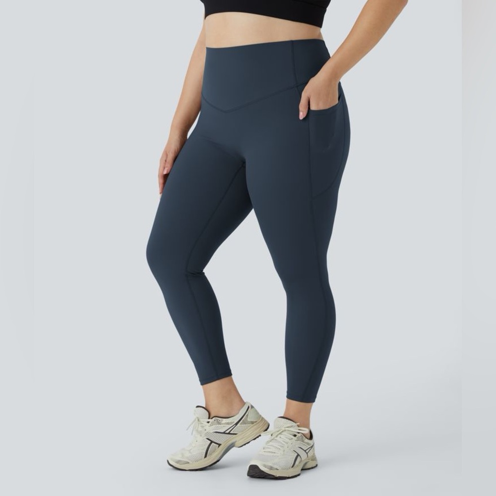 Halara UltraSculpt™ High Waisted Scrunch Butt Leggings - size 1X